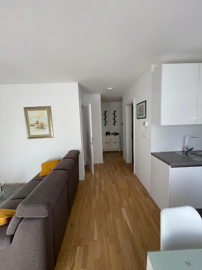 Lucky Place Apartment - Zumberacka With Free Private Parking Zagabria Esterno foto