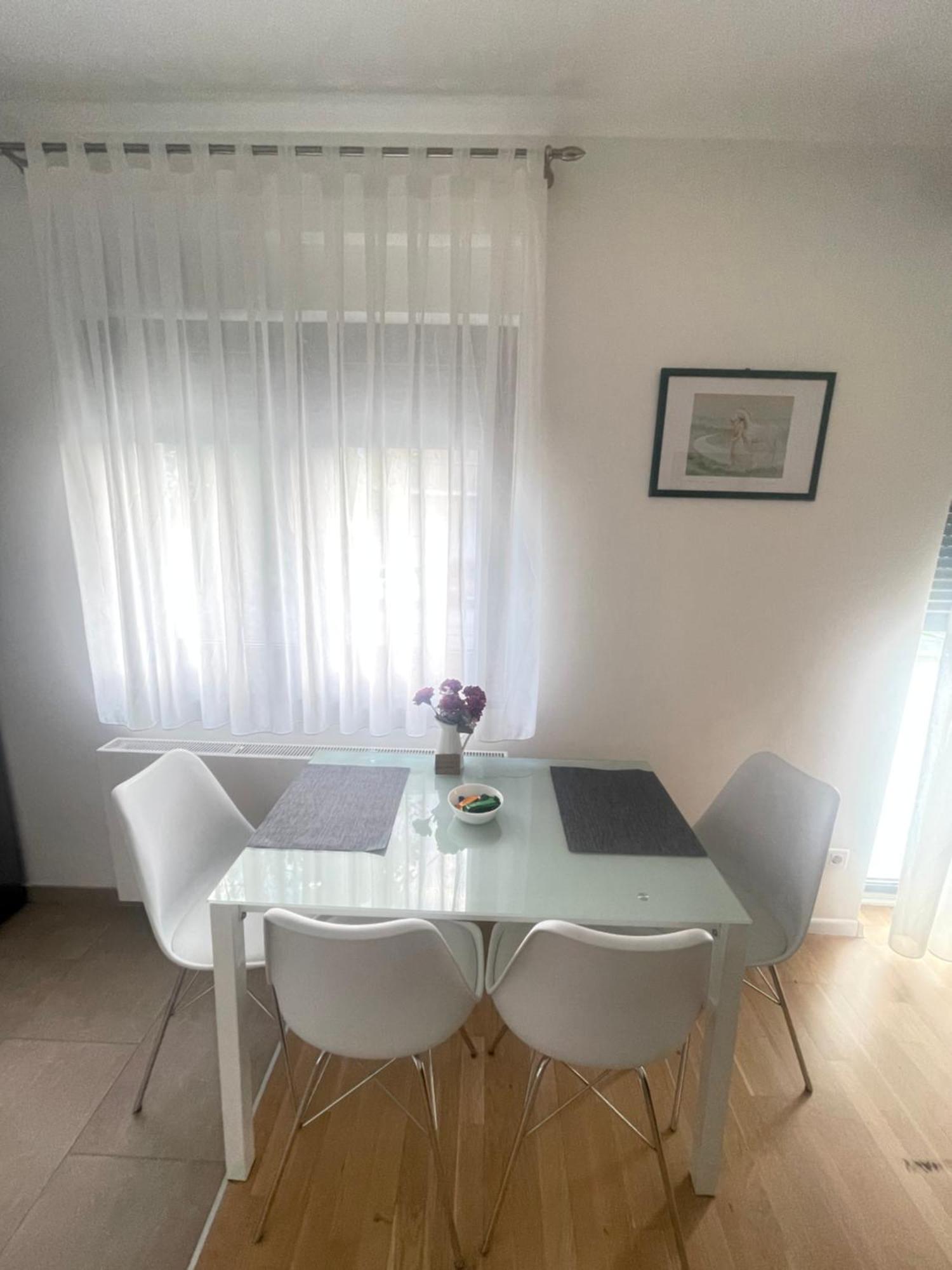 Lucky Place Apartment - Zumberacka With Free Private Parking Zagabria Esterno foto