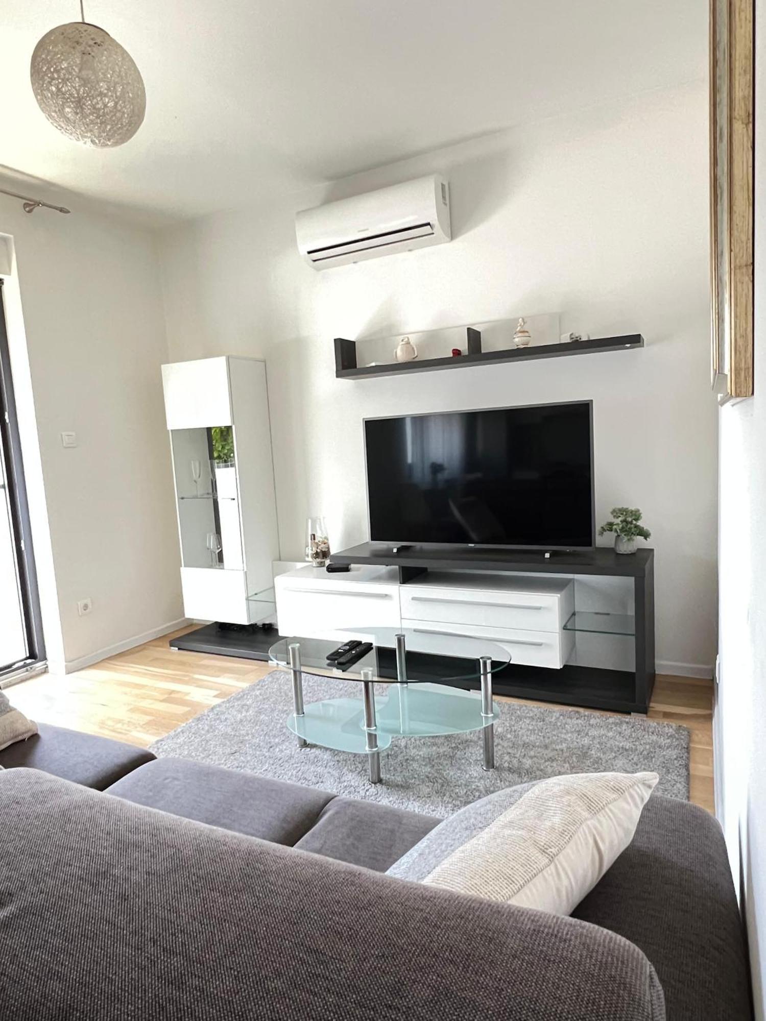 Lucky Place Apartment - Zumberacka With Free Private Parking Zagabria Esterno foto