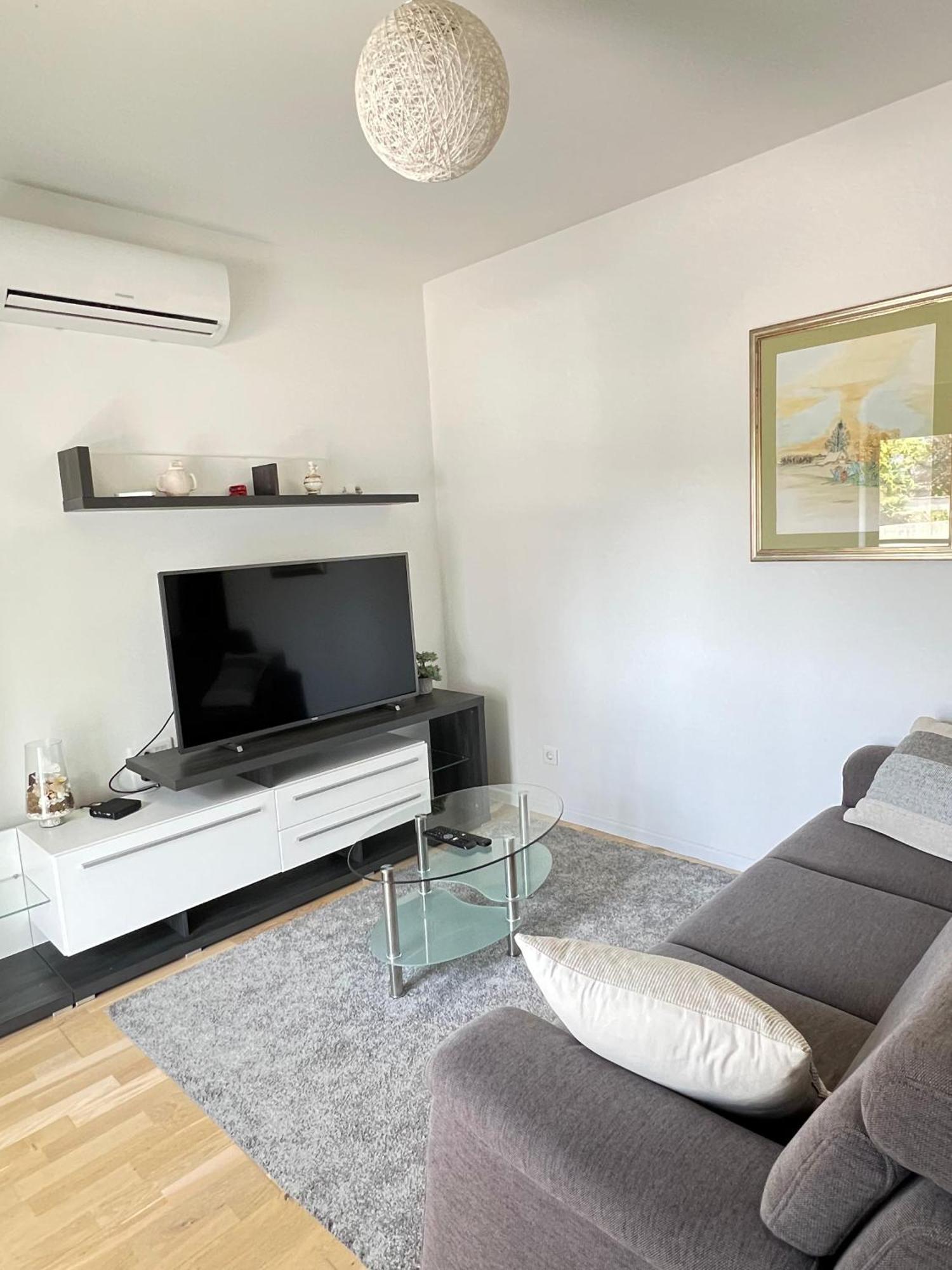 Lucky Place Apartment - Zumberacka With Free Private Parking Zagabria Esterno foto